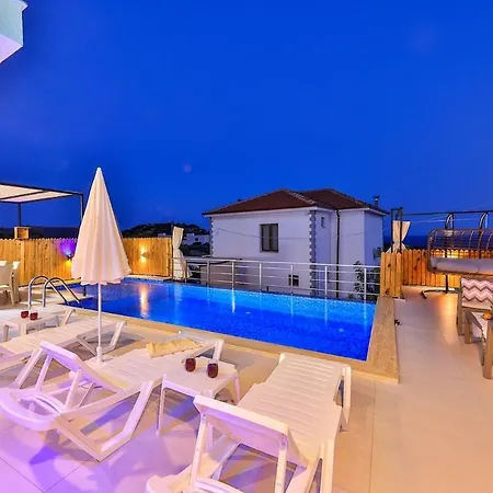 Seyran Villa *
